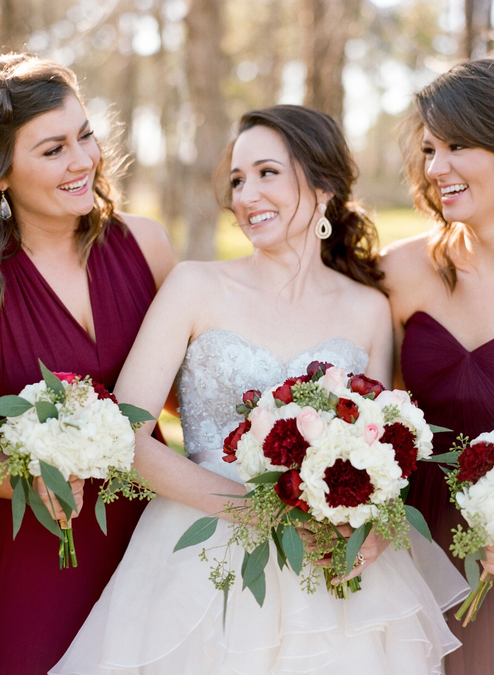 chic-maroon-and-gold-texas-wedding