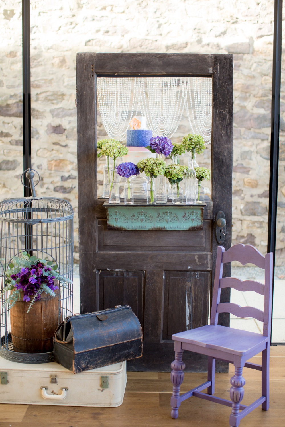 Vintage door cake stand idea