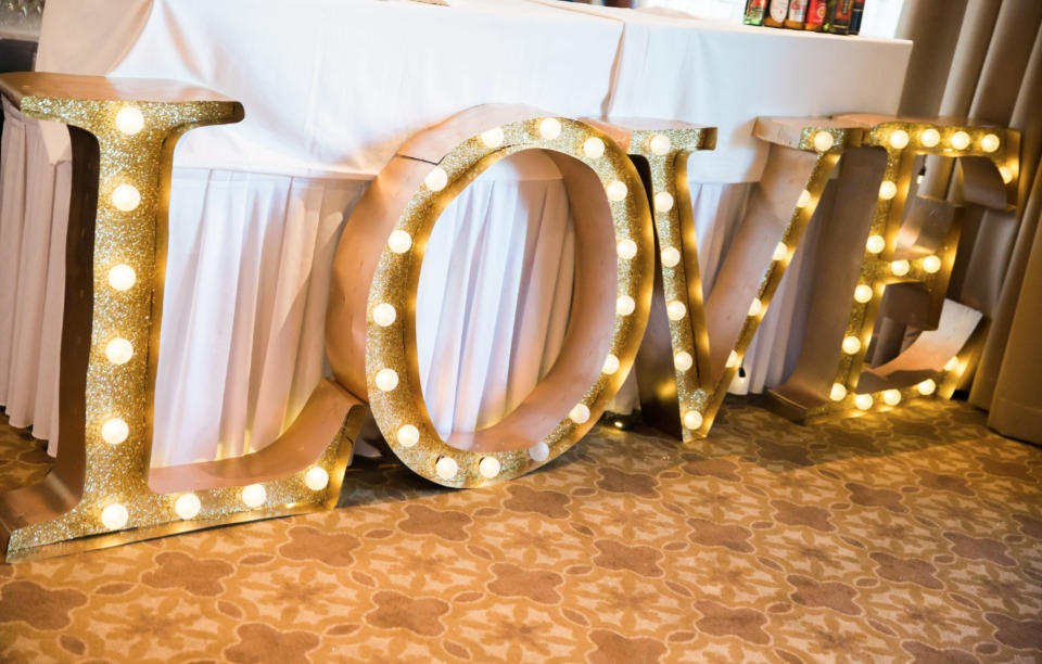 DIY Marque LOVE sign