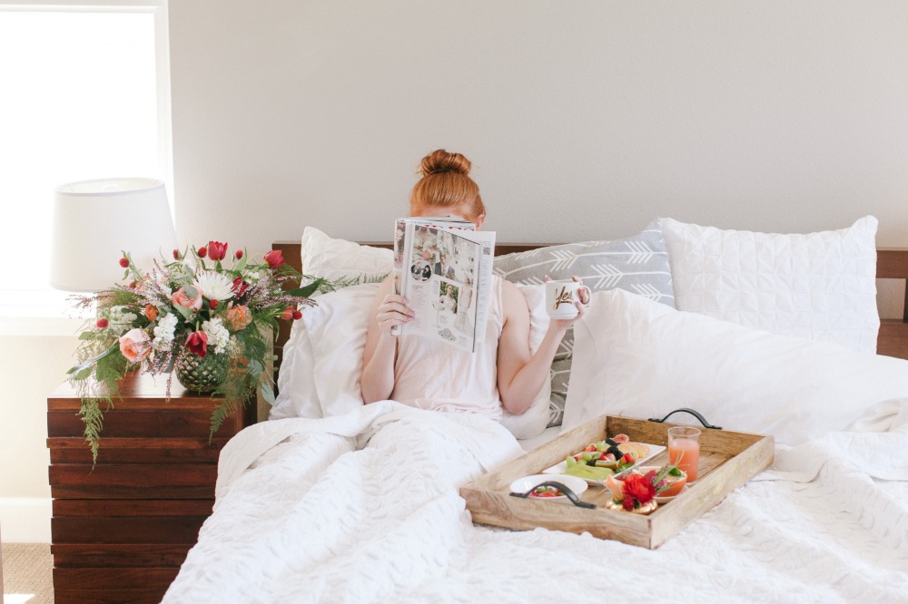 breakfast-in-bed-with-your-babe-and