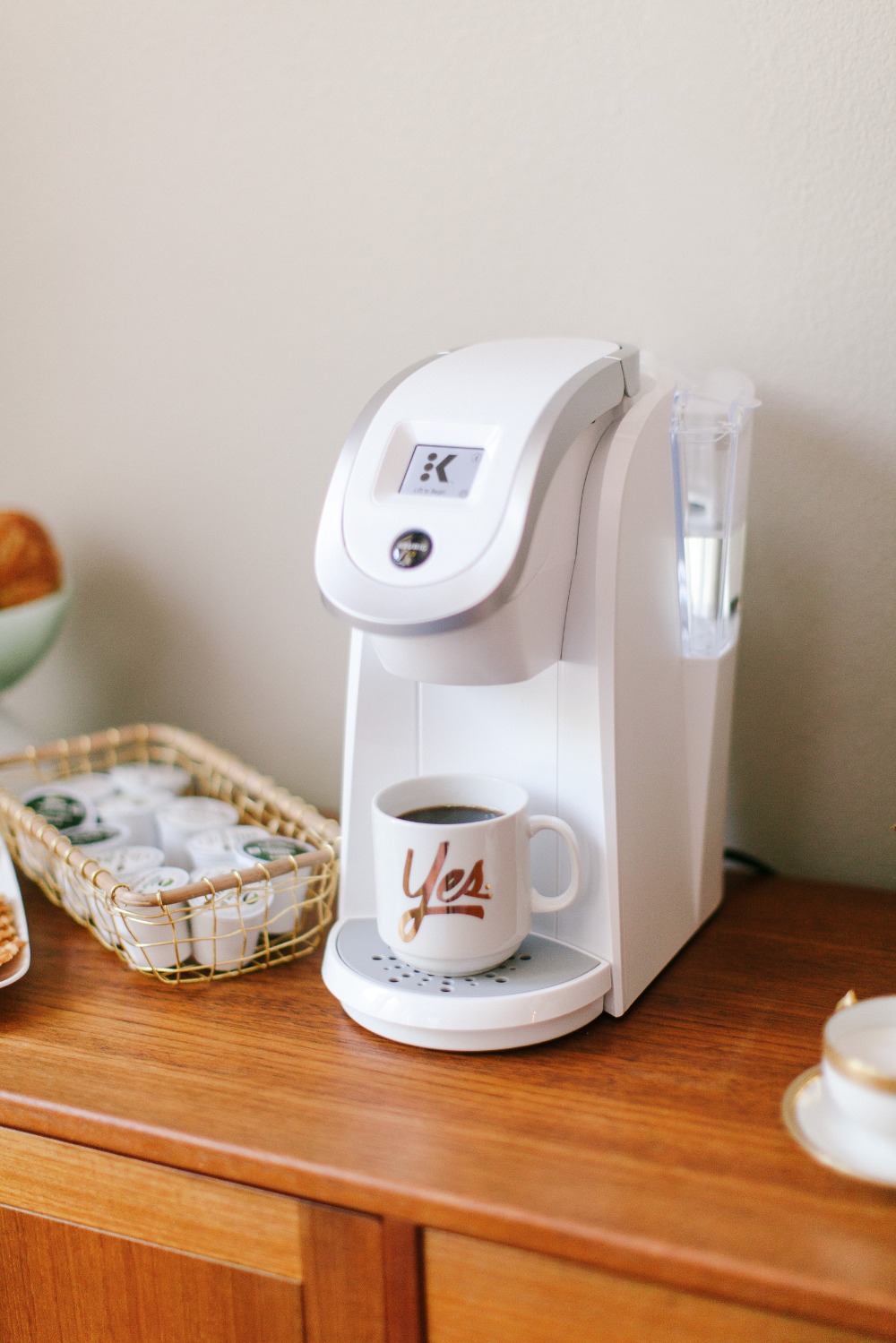 breakfast-in-bed-with-your-babe-and