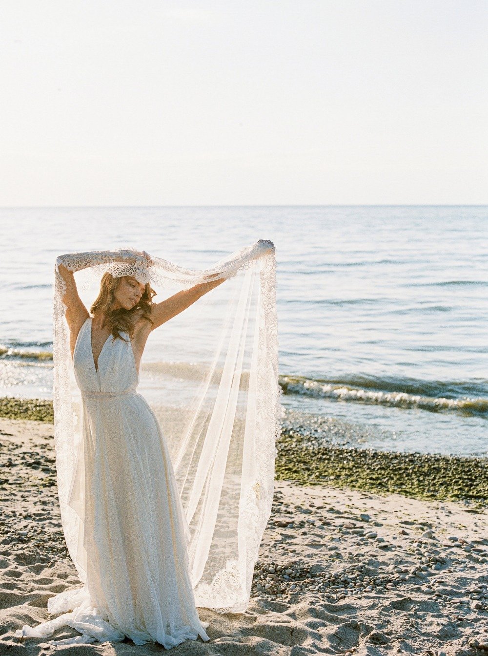 Bride and veil portrait idea at the beach