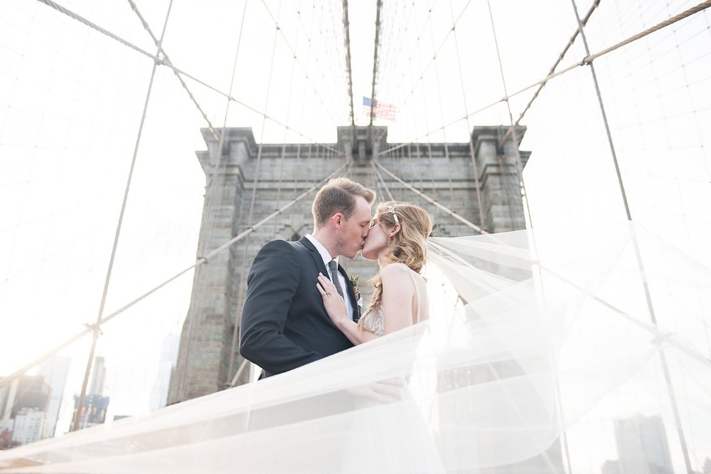 Brooklyn bridge wedding photo idea