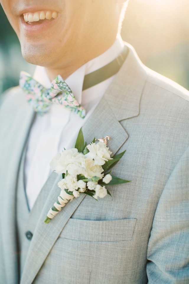 broom in grey with floral accents