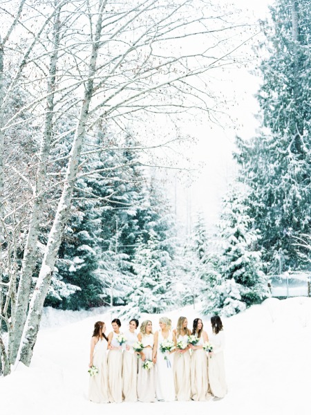 Cozy Up To This Gorgeous Winter Wonderland Wedding In Canada