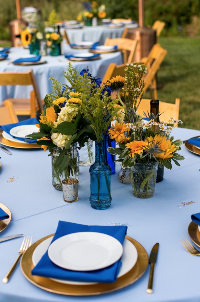 summer time wedding table decor