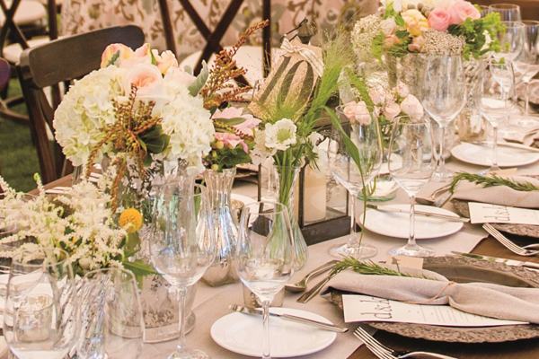 pretty floral tablescapes