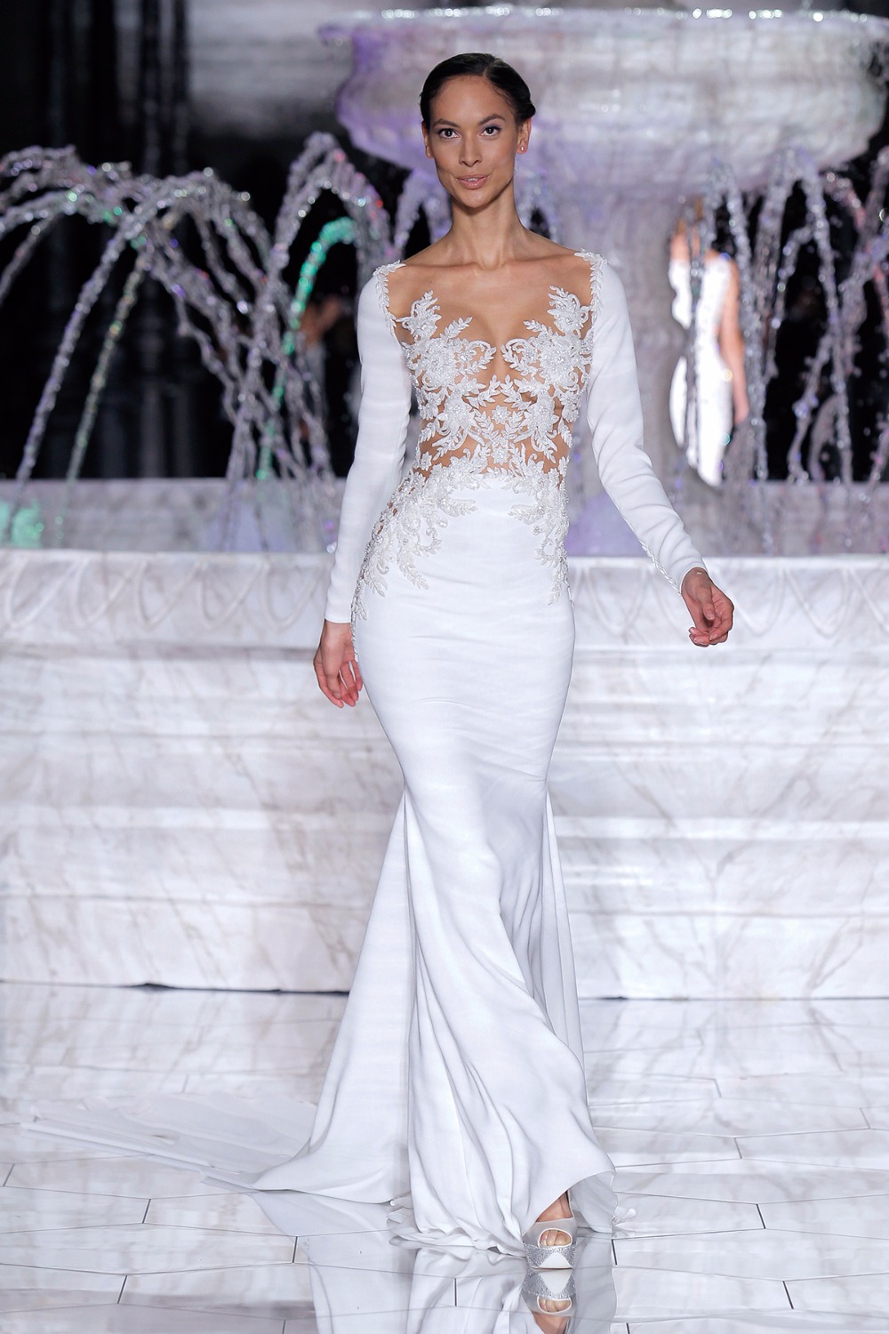 pronovias-fashion-show_roine