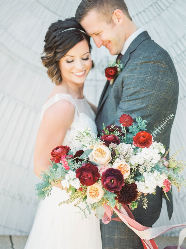 Romantic Fall Wedding with a Rustic Touch