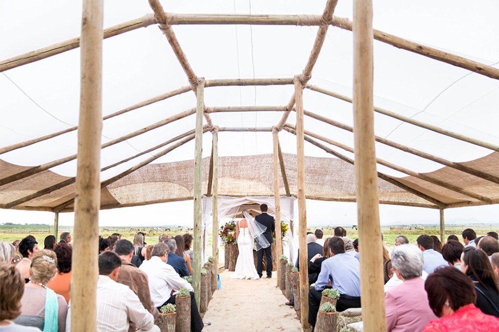 rustic-family-built-ranch-wedding-day