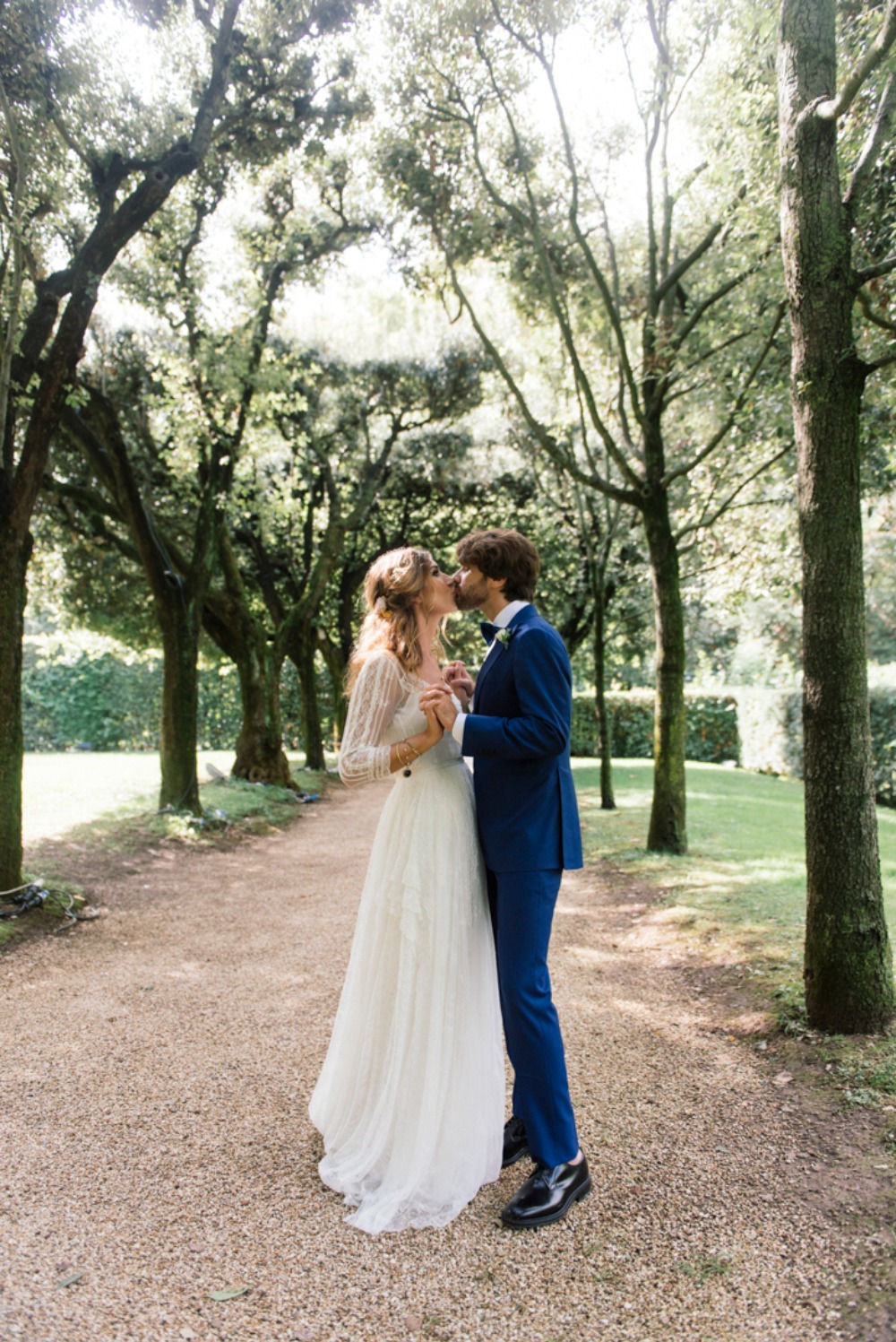 wild-bohemian-indoor-garden-wedding-in