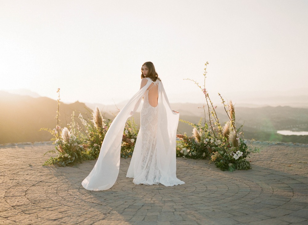 10-wedding-dresses-for-a-winery