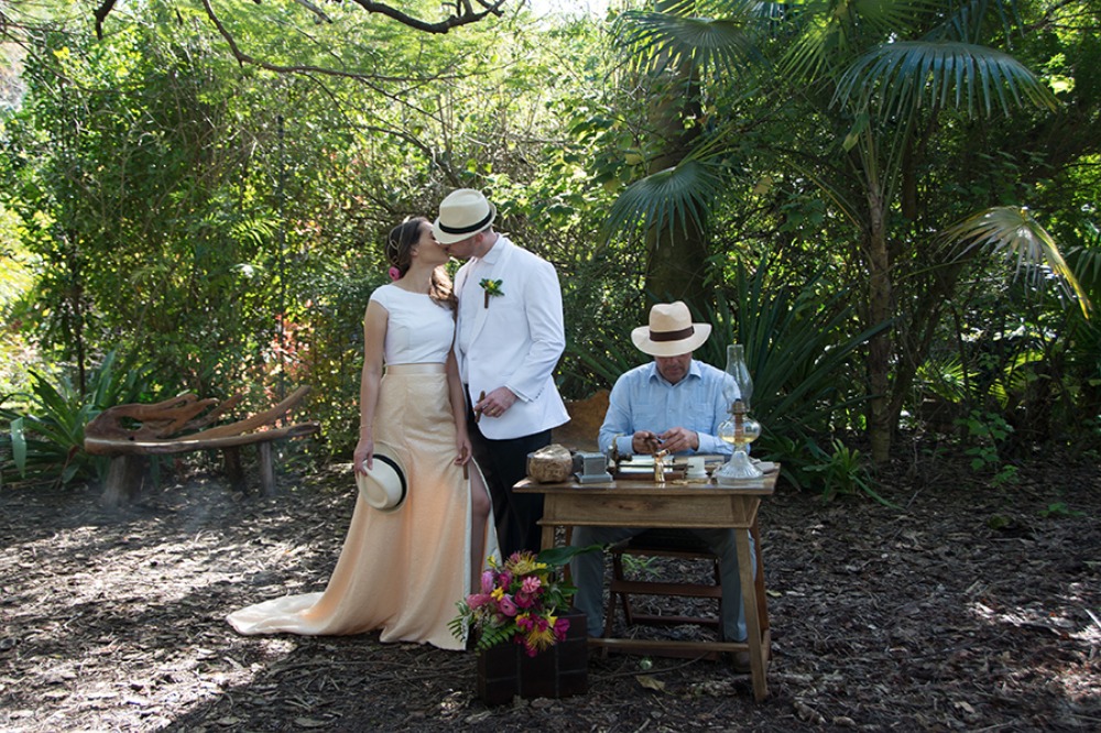 when-your-cuban-inspo-wedding-looks-so