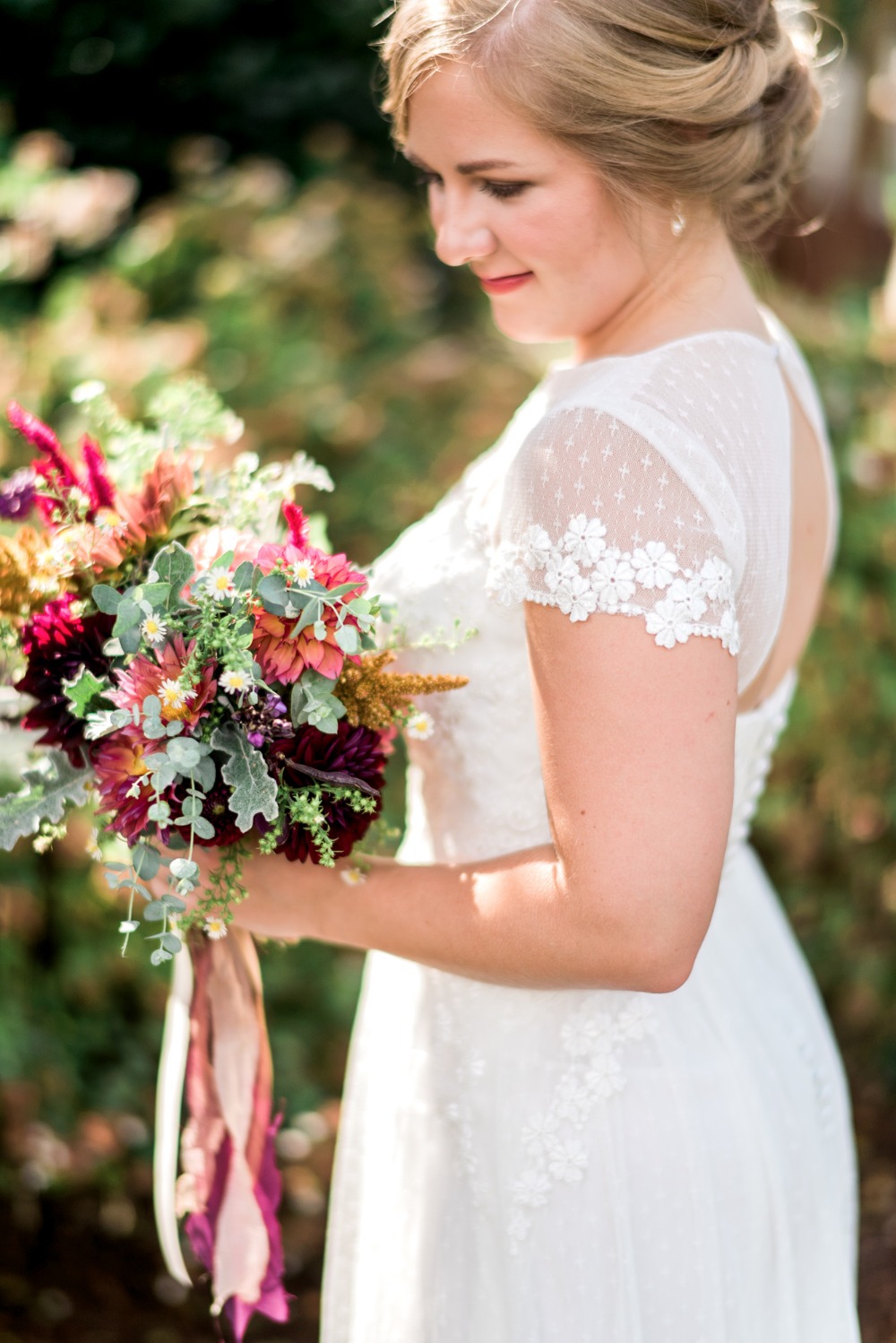 falling-in-love-with-late-summer-wedding