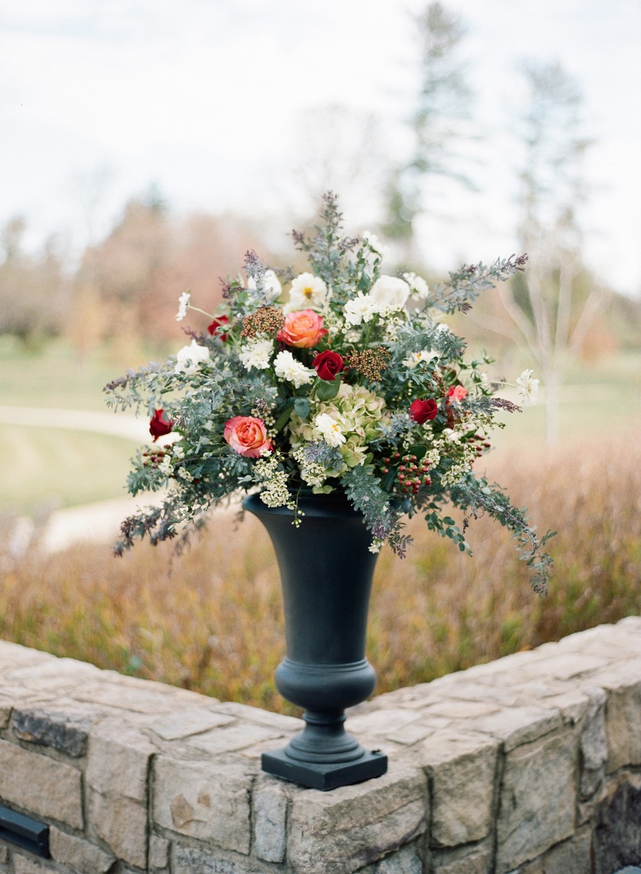 Fall wedding floral decor