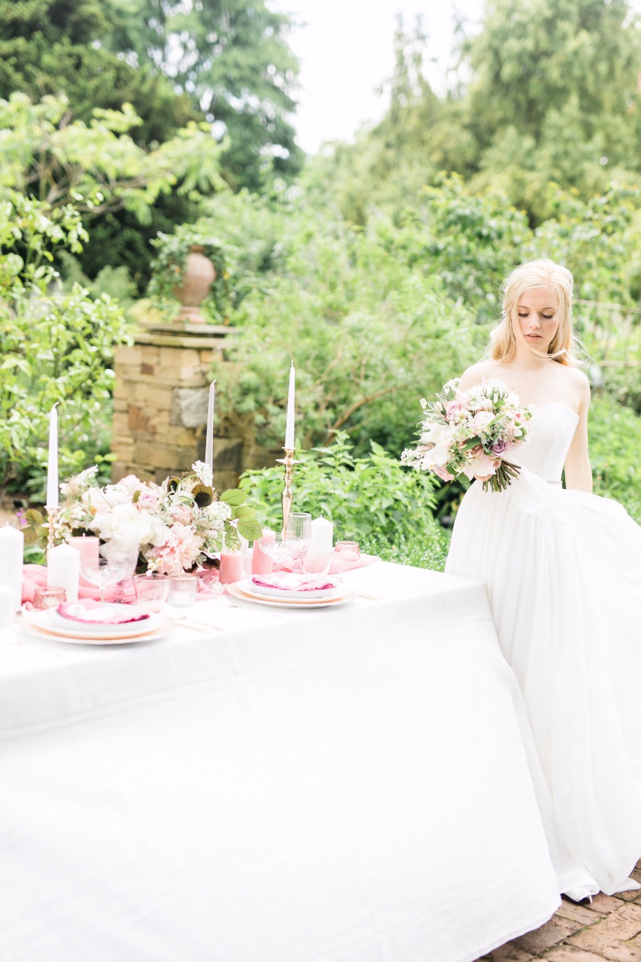 Who's dreaming of a garden wedding?