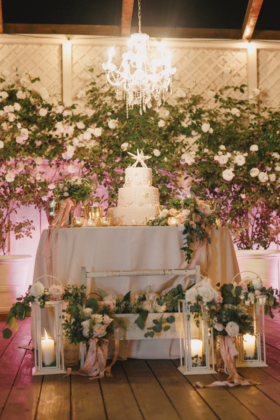 glamorous vintage chic wedding cake table