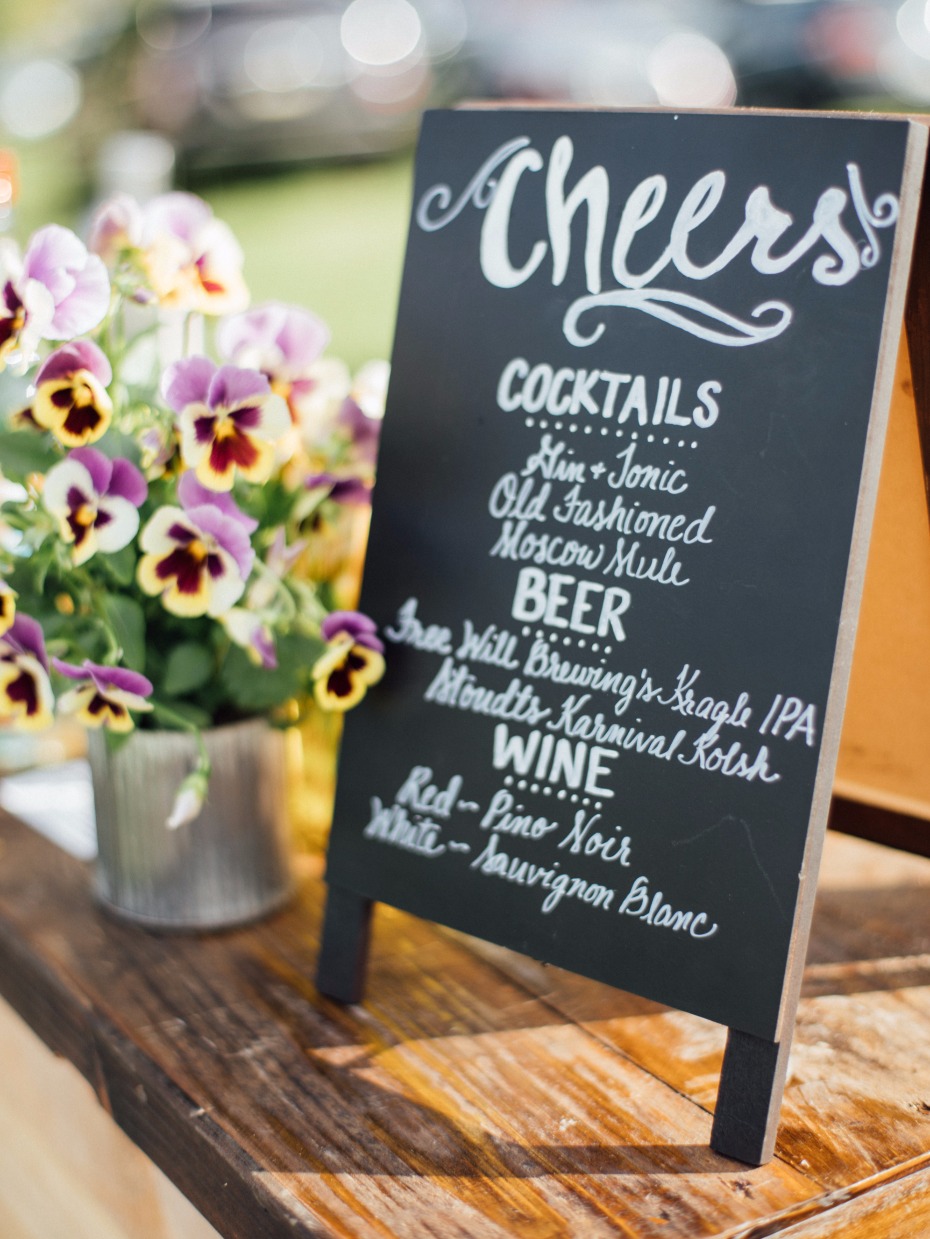 How To Have A Backyard + Chic Wedding Day
