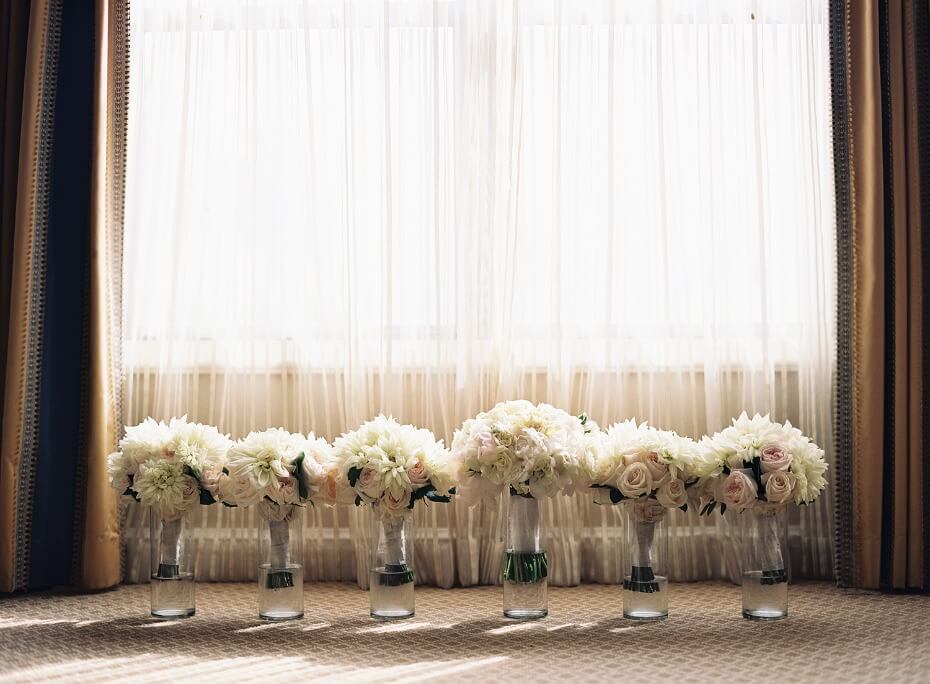 all white wedding bouquets