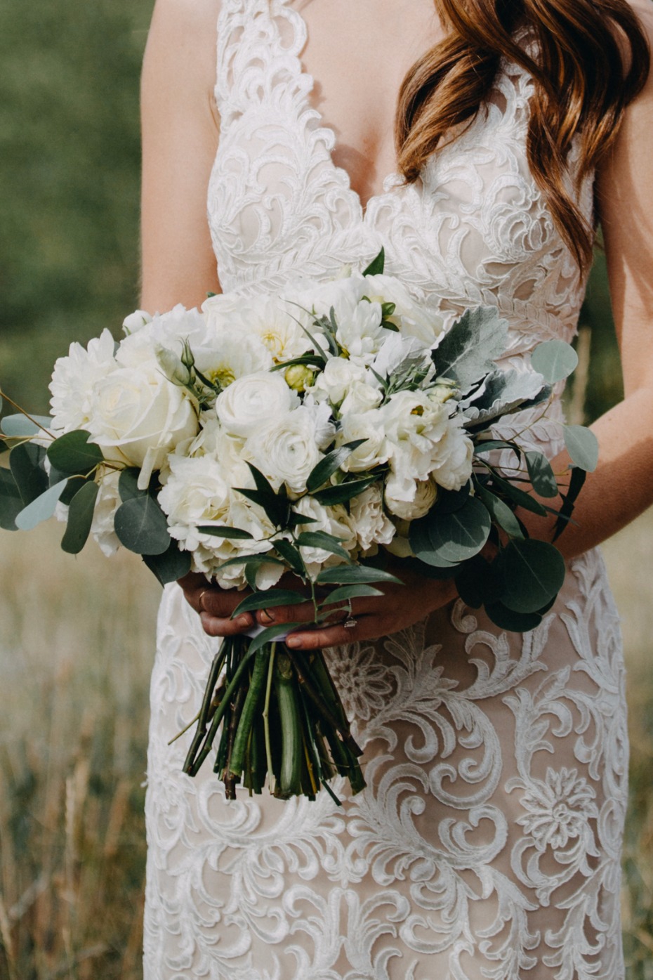 white wedding bouquet