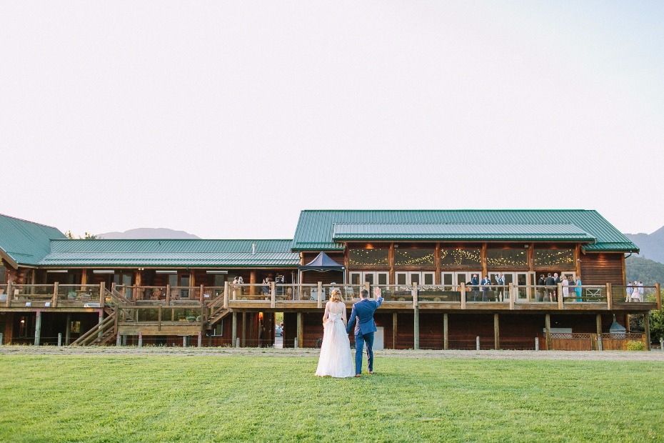 Fraser River Lodge wedding