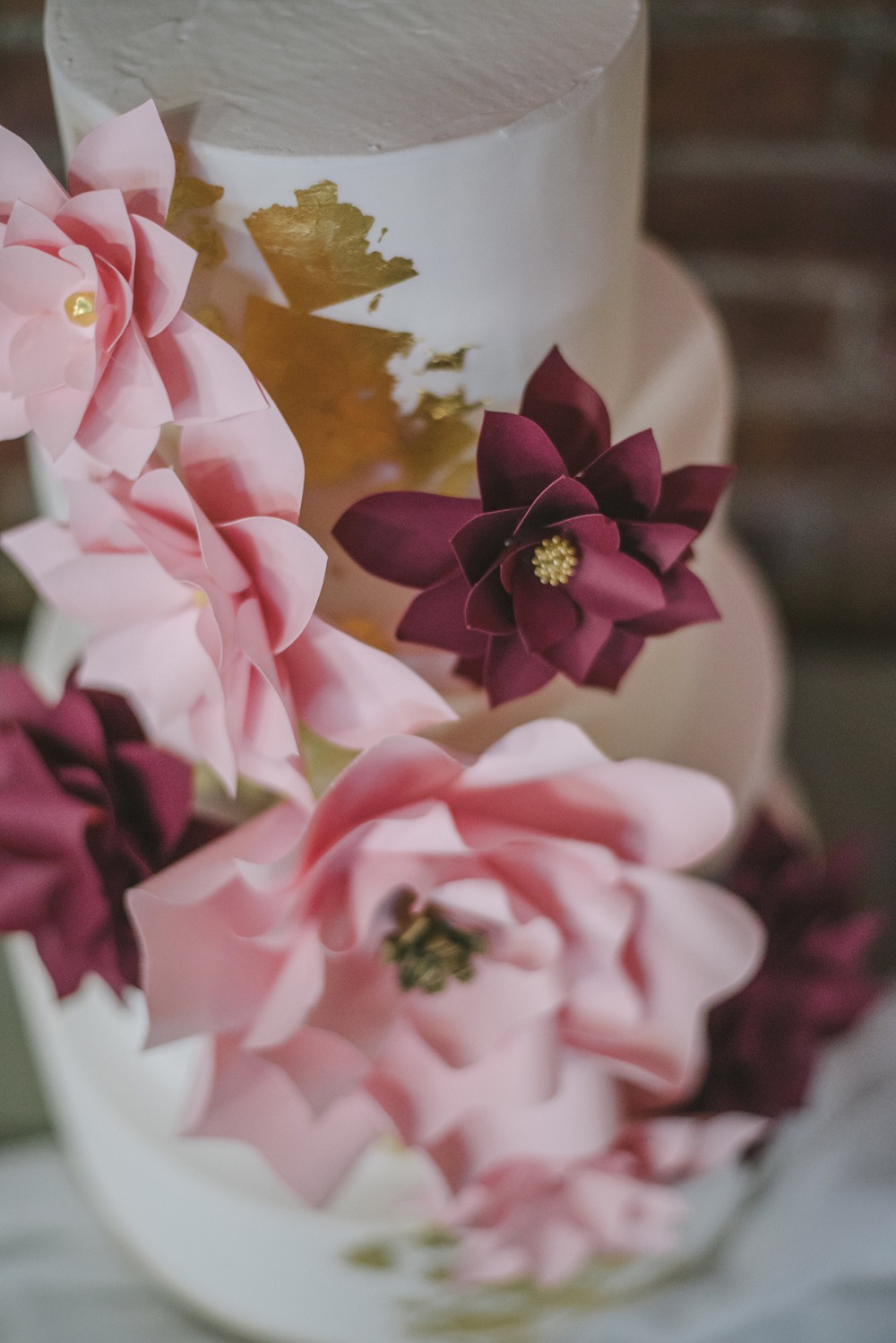 pinkandburgundypaperflowerweddingideas27