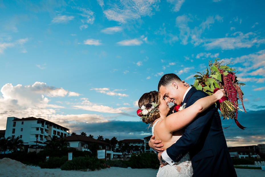 happy wedding couple in Mexico