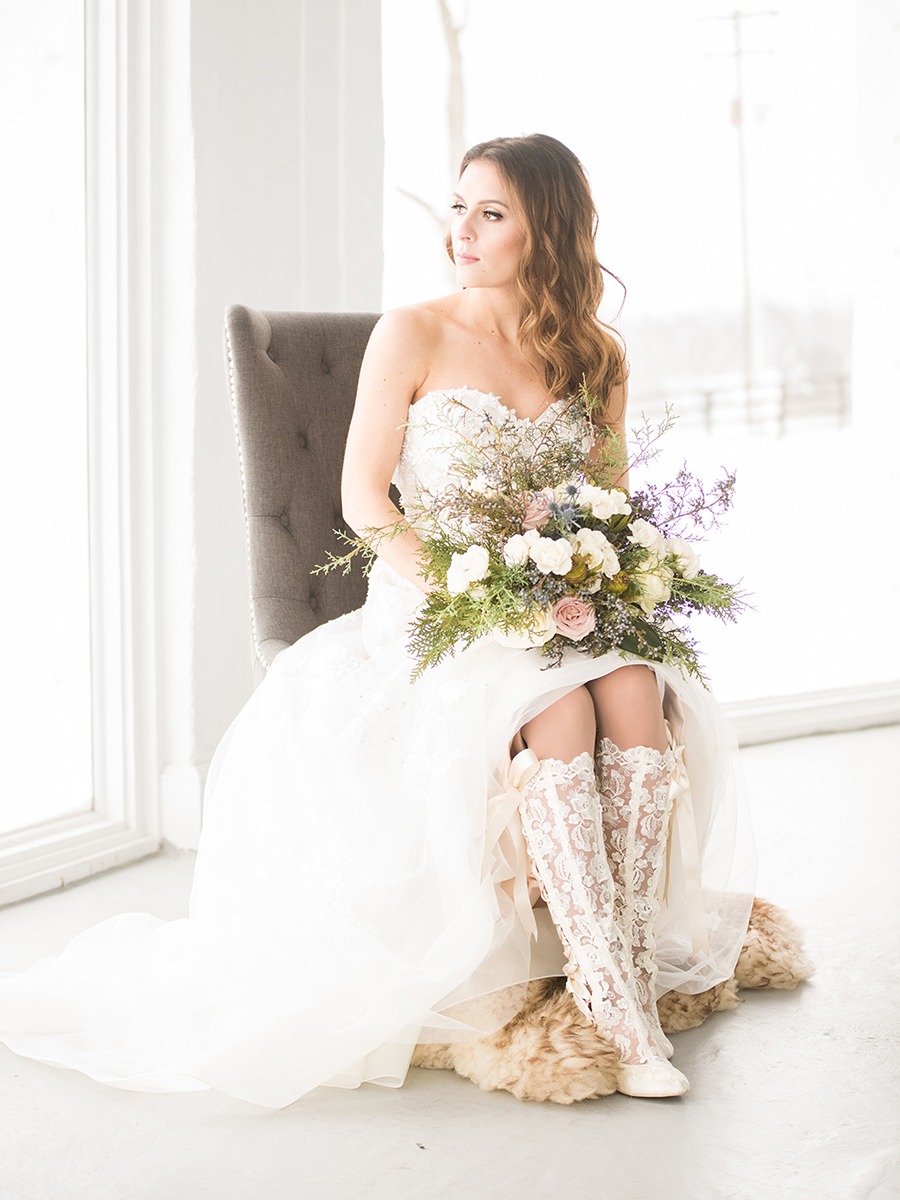 Warm Back Up To Winter With This Dreamy Wedding Inspiration