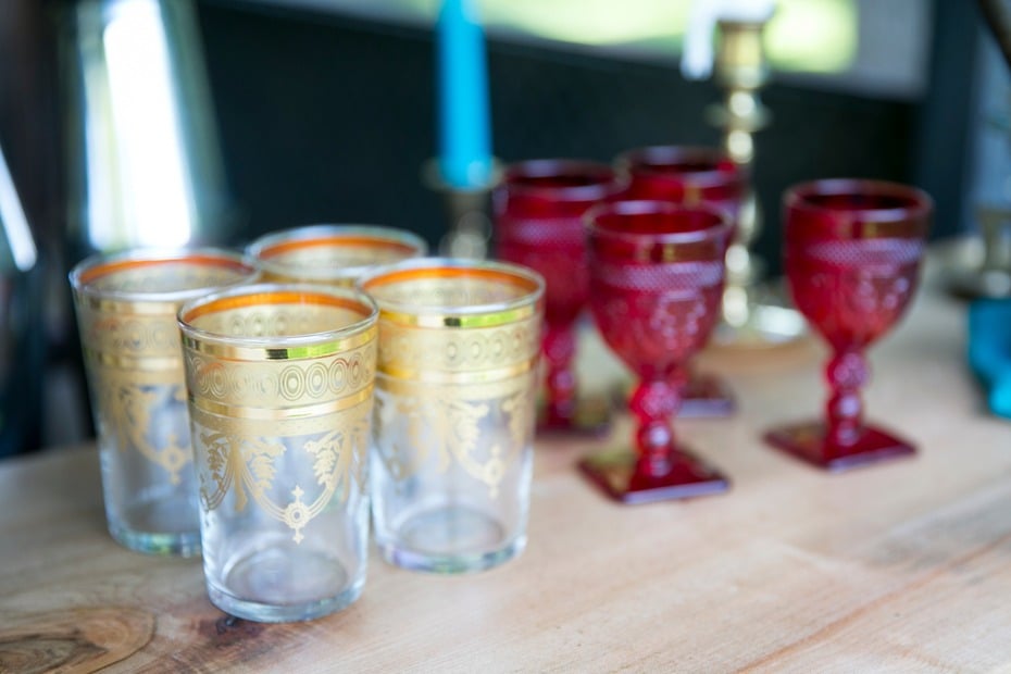 moroccan style wedding glasses