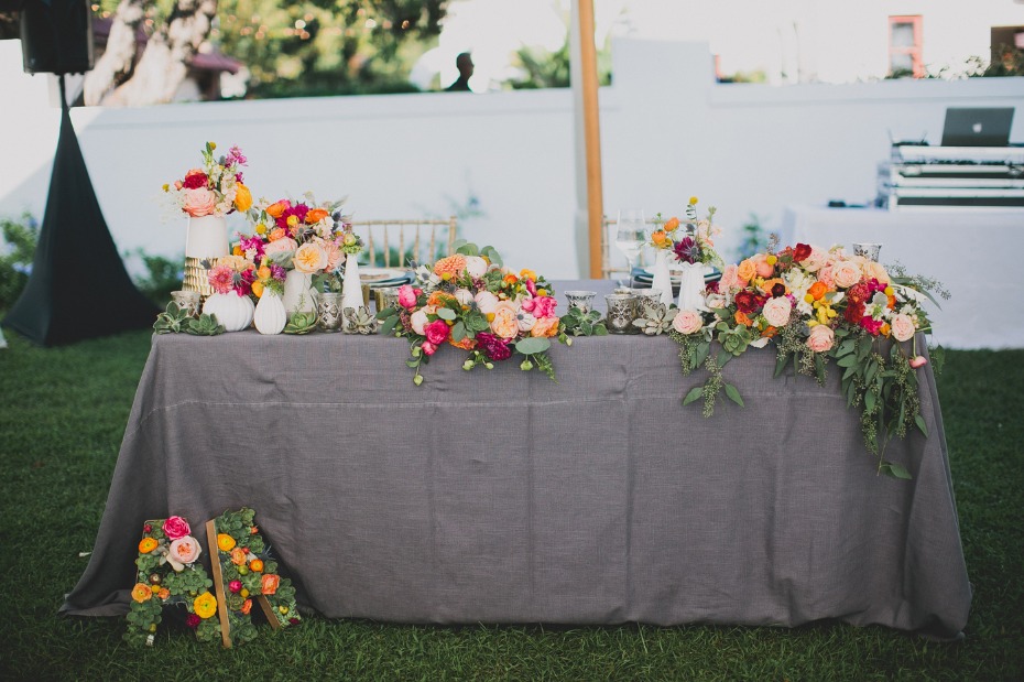 modern garden wedding reception sweetheart table