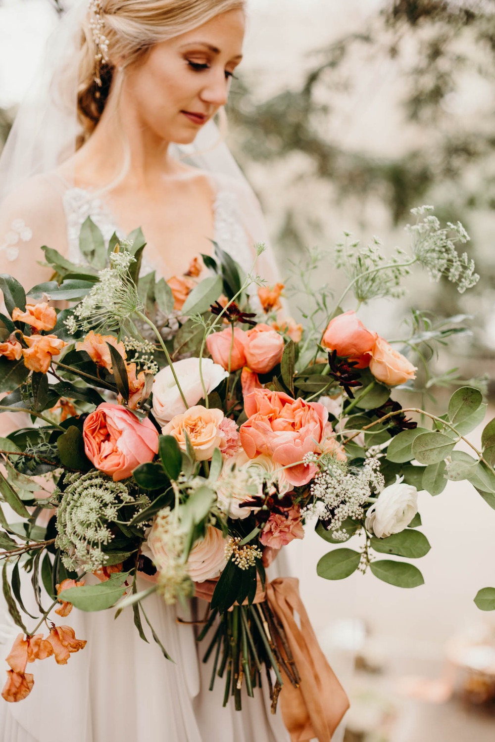 How To Fully Embrace The Spring Season In Your Wedding Decor