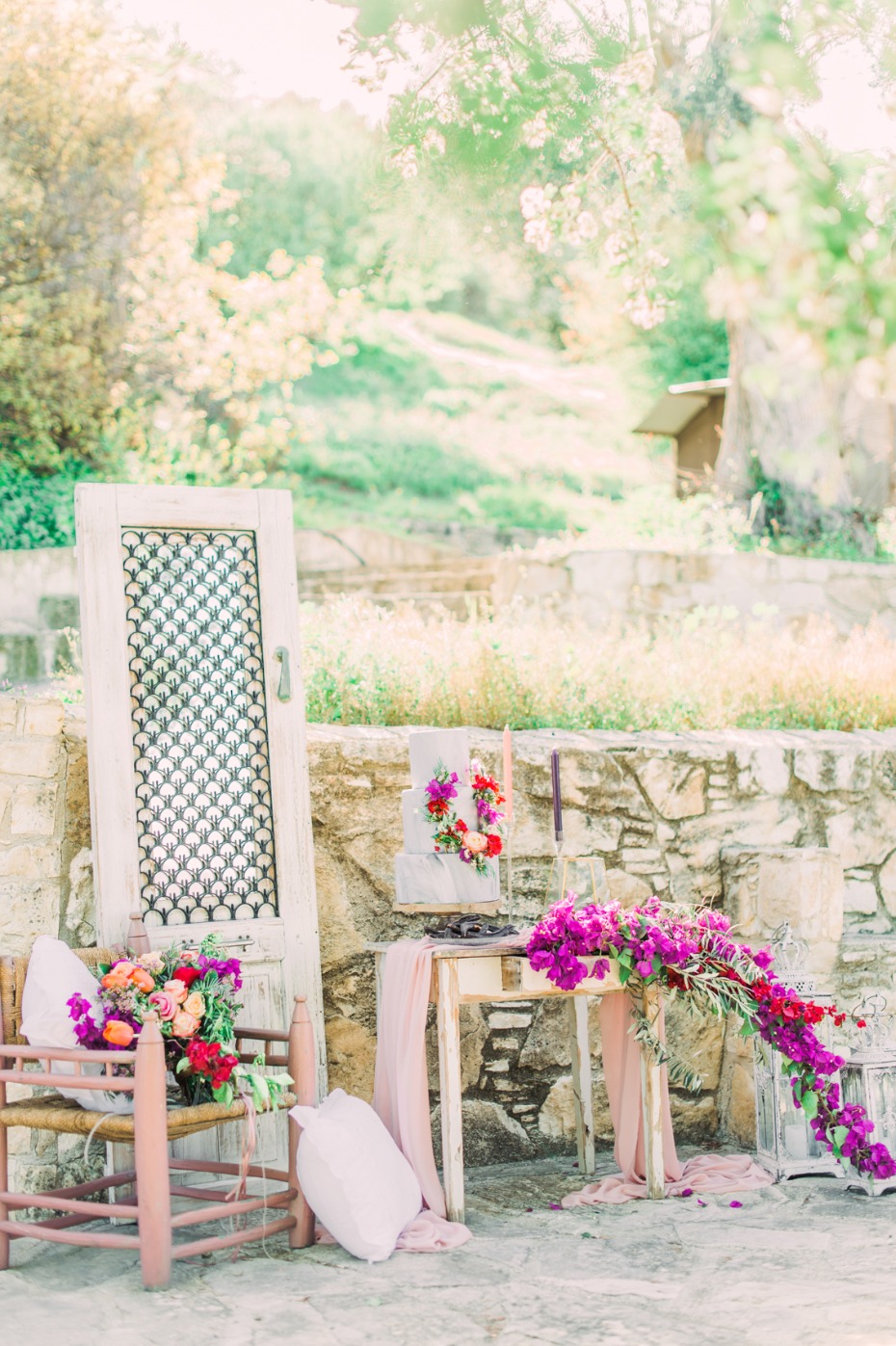 Vintage cake table decor