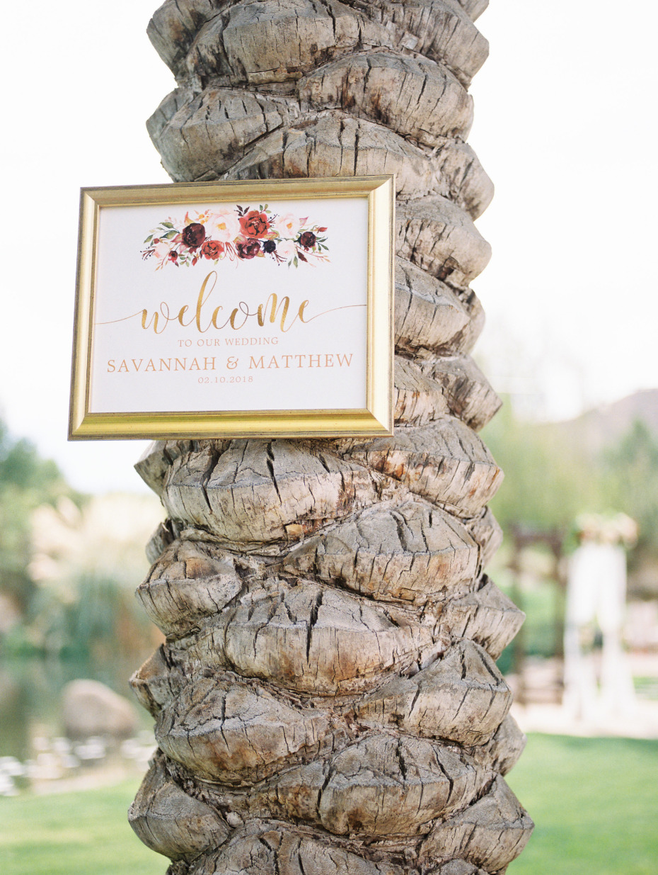 Welcome wedding sign