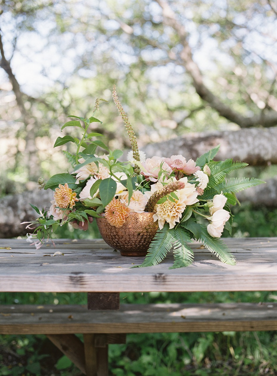 Chic floral centerpiece