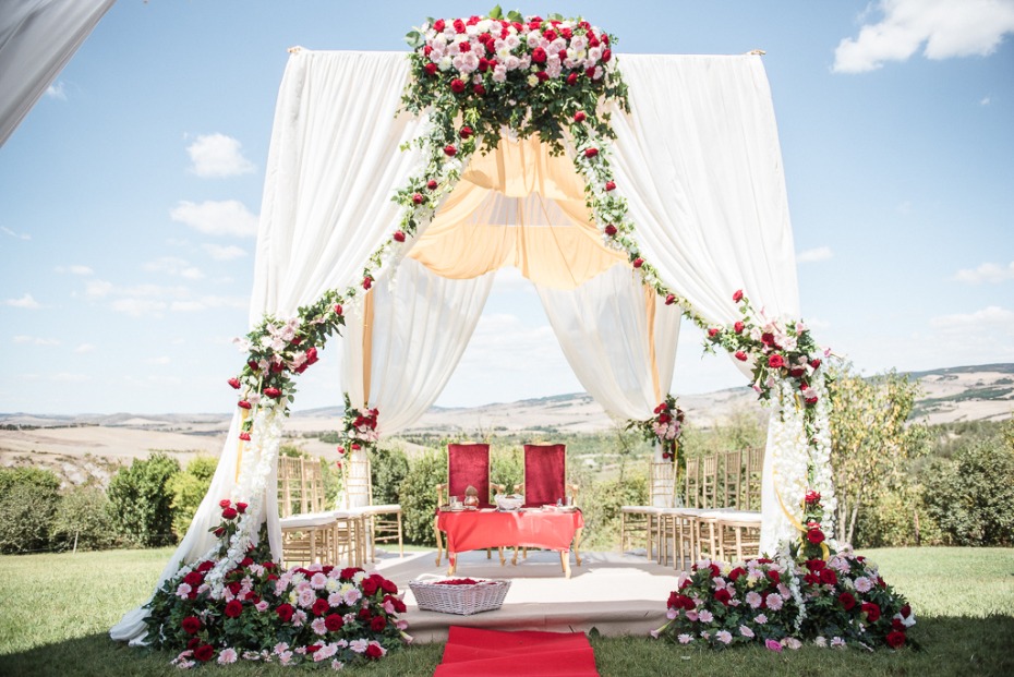 Distinctive Italy Weddings