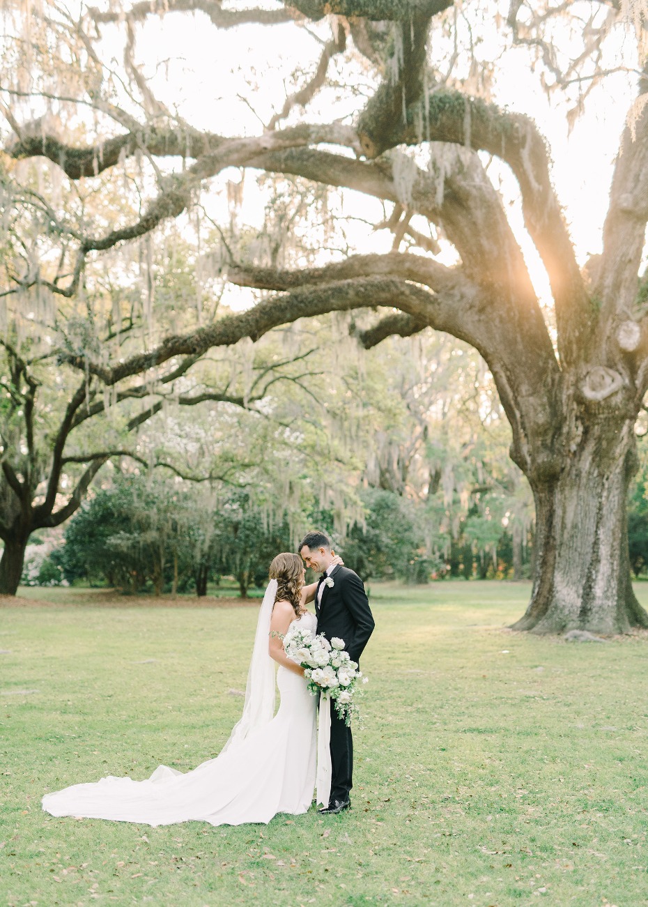 romantic wedding at Legare Waring House