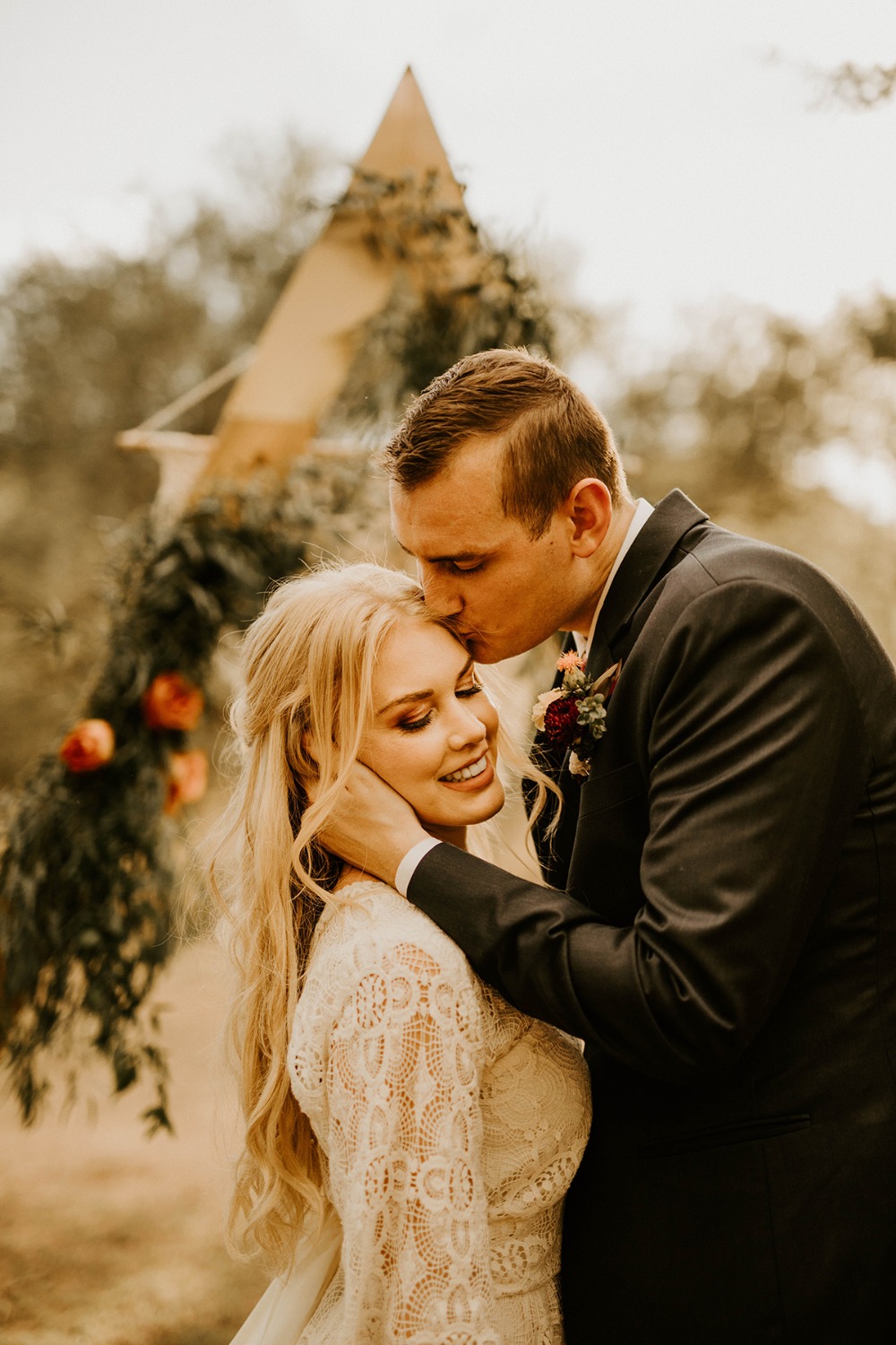 wedding kiss