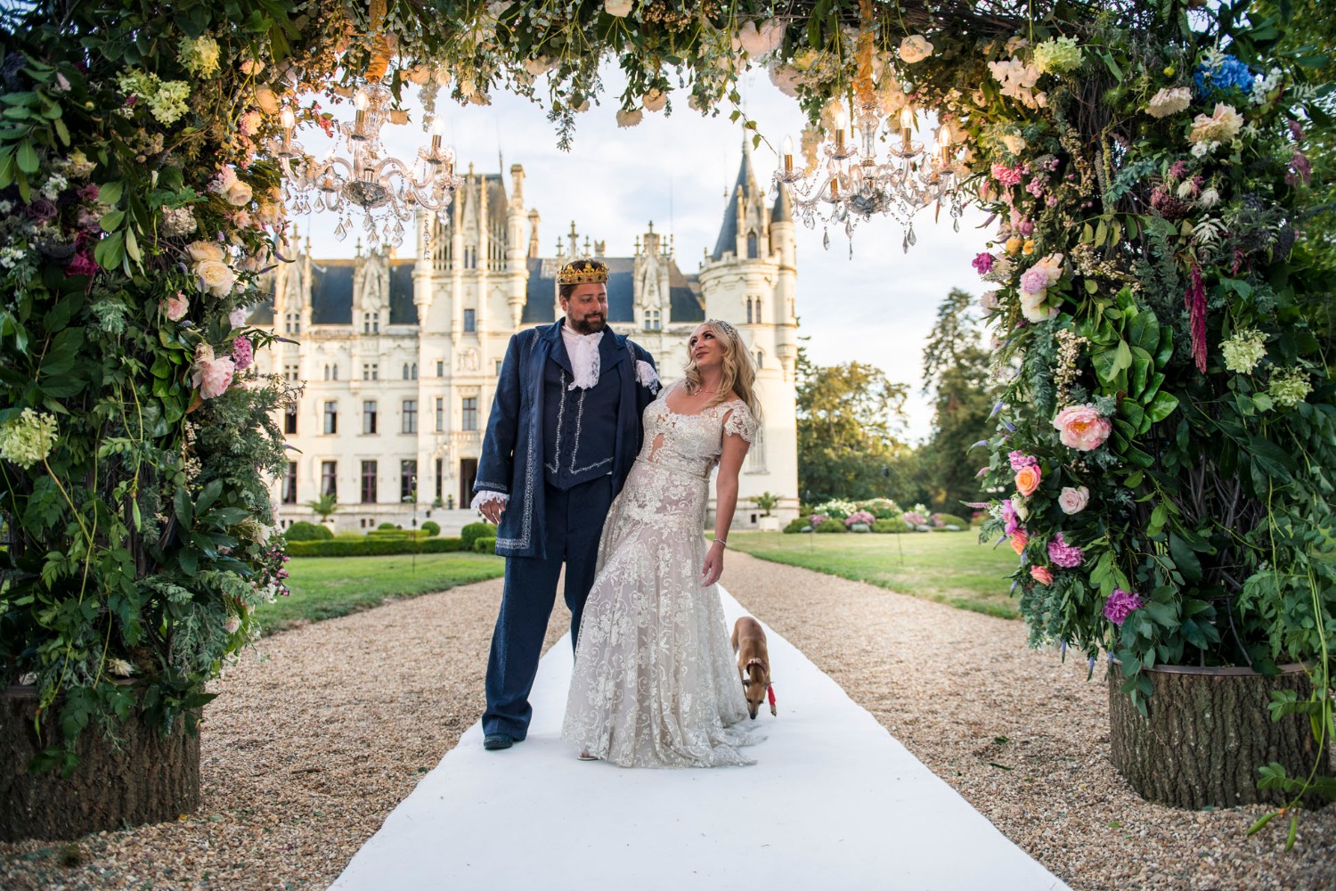 this-castle-wedding-is-mind-blowing