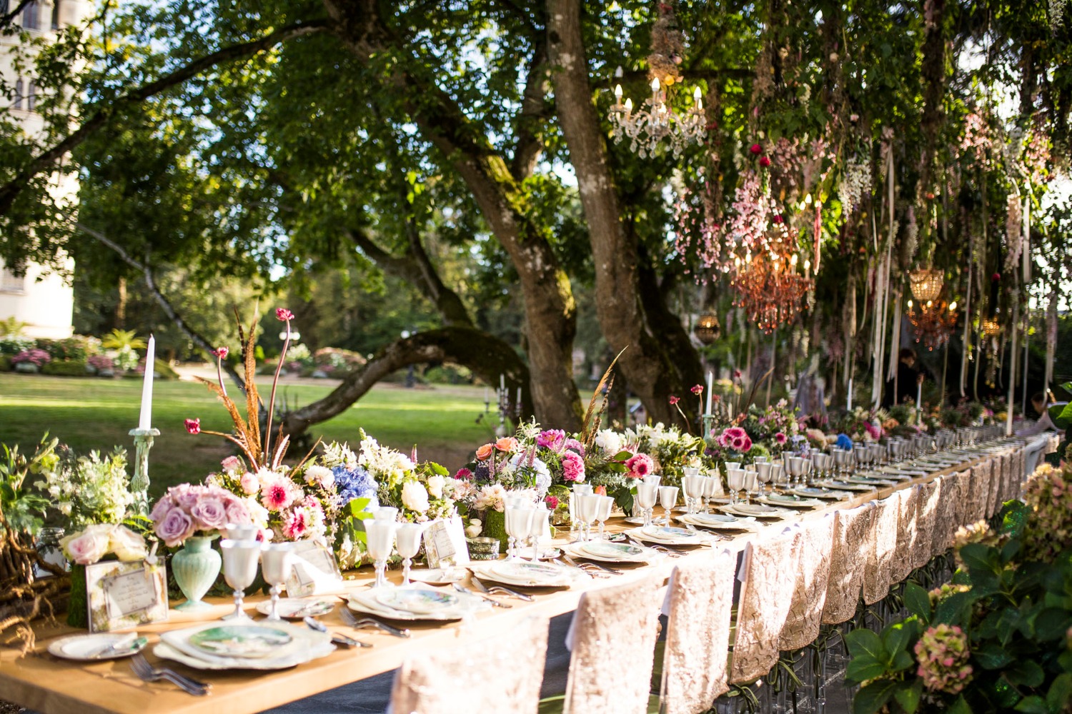 this-castle-wedding-is-mind-blowing