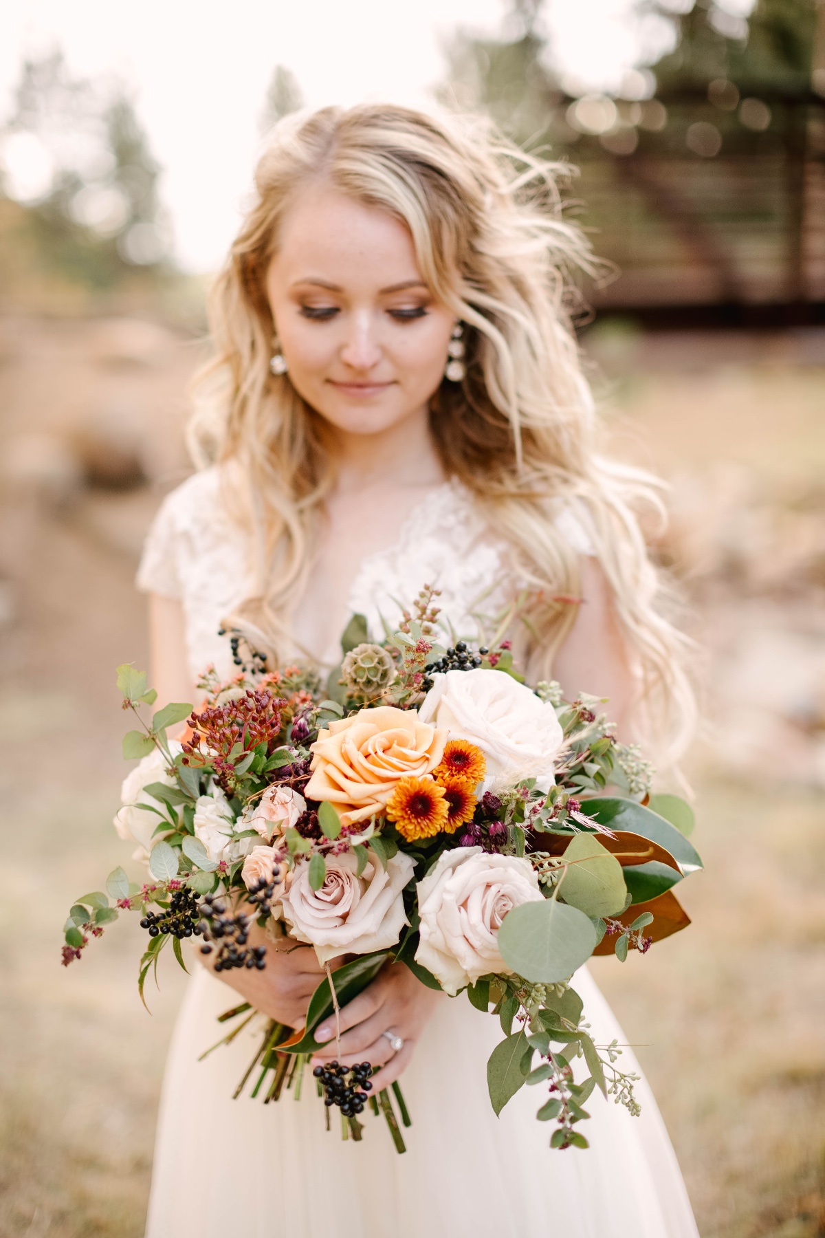 fall inspired wedding bouquet