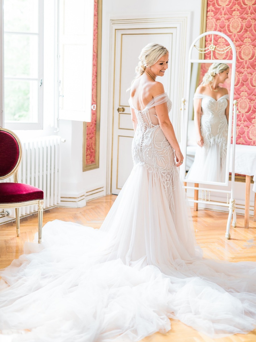 A Sophisticated and Neutral Chateau Wedding in France