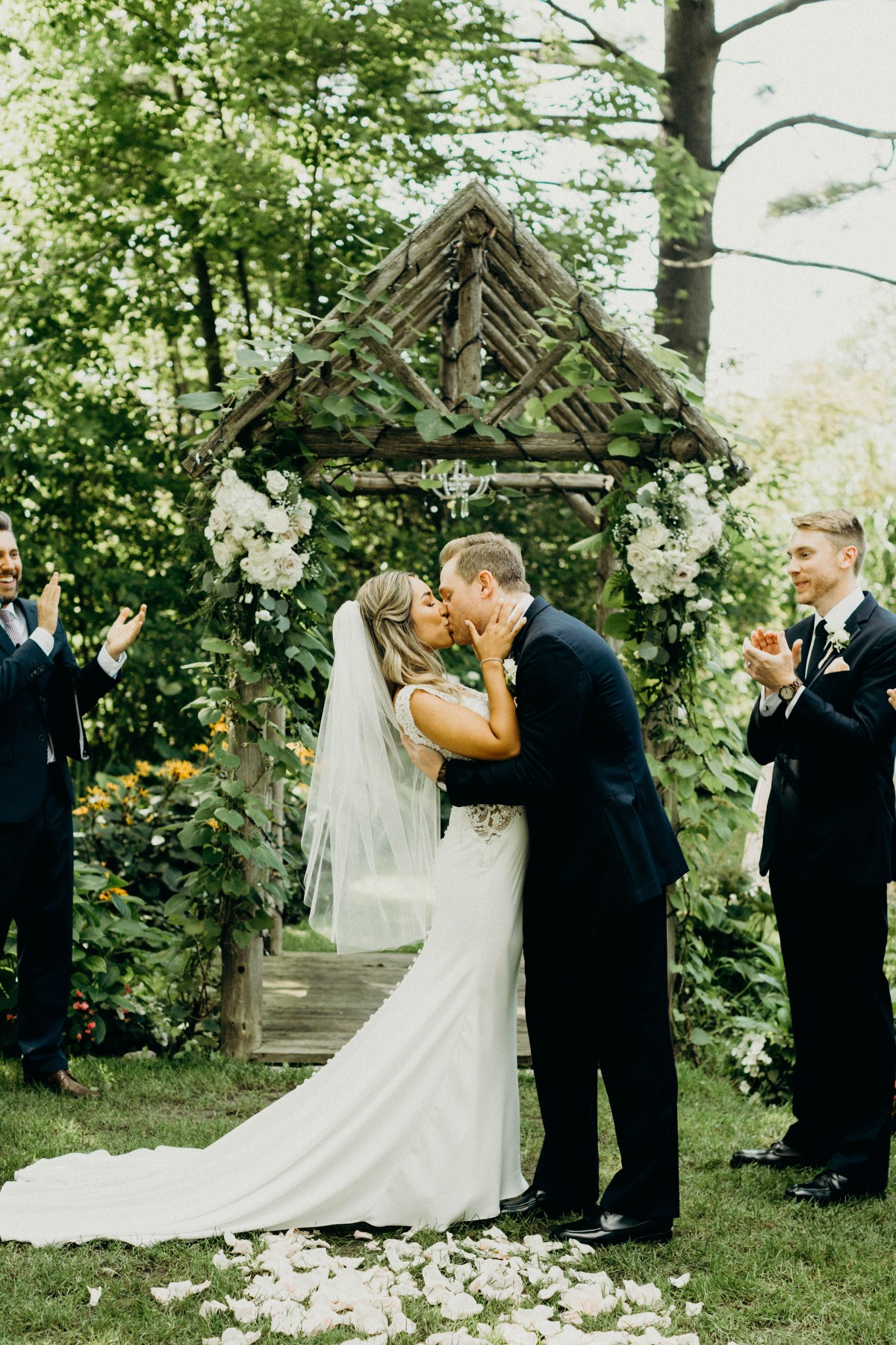 wedding kiss