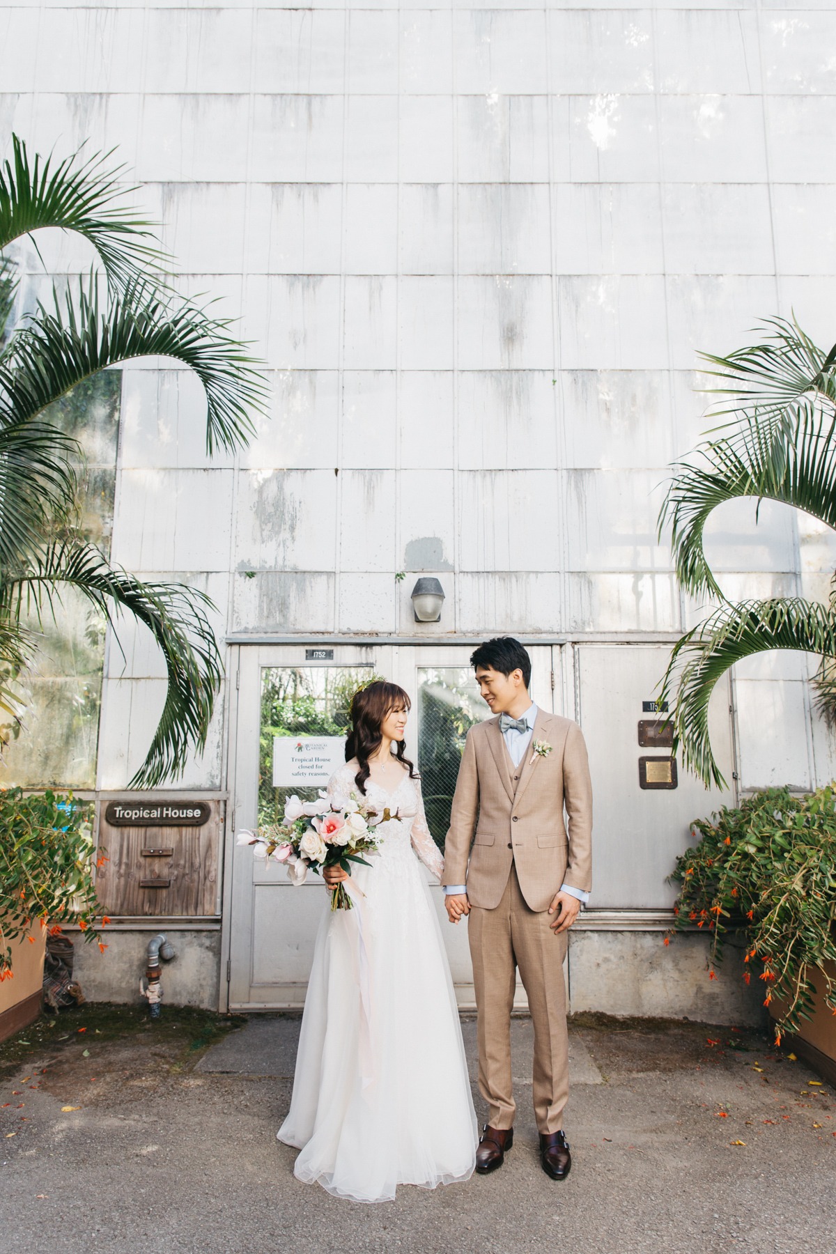 Chic outdoor wedding in the Redwoods