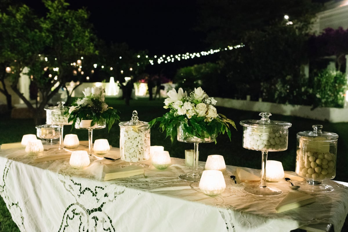 what wedding sweets table