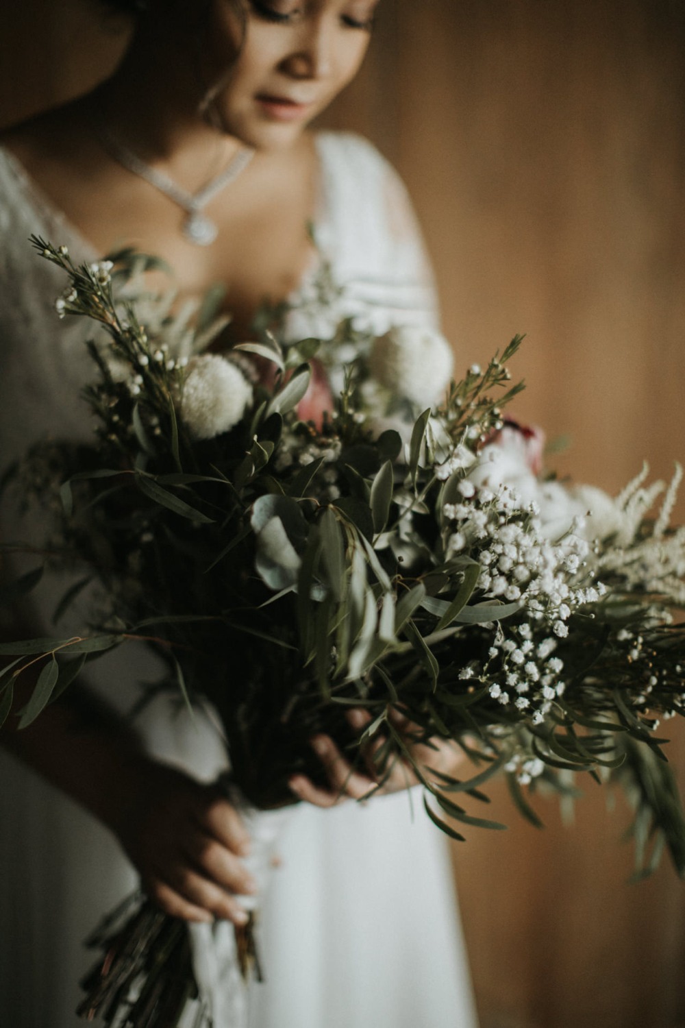 white wedding bouquet