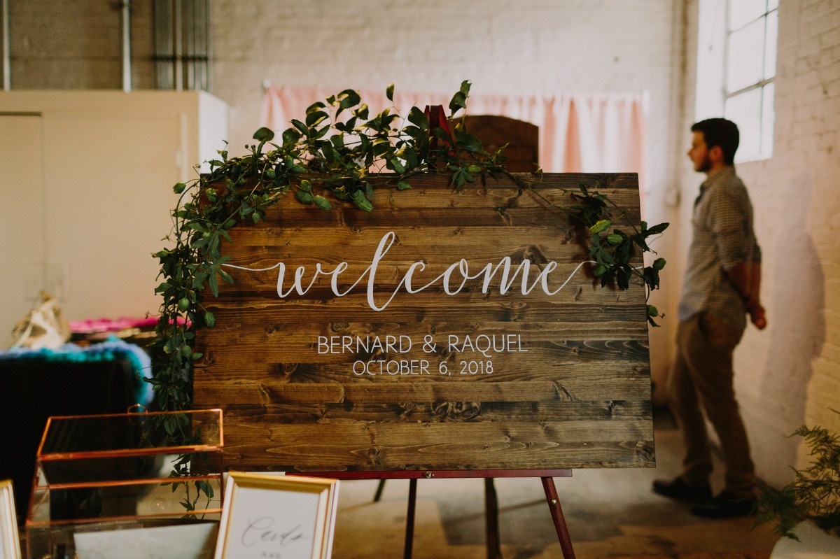 Wood welcome wedding sign