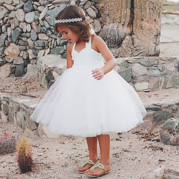 5 Delicious Flower Girl Dresses You’ll Need for the Little Ones