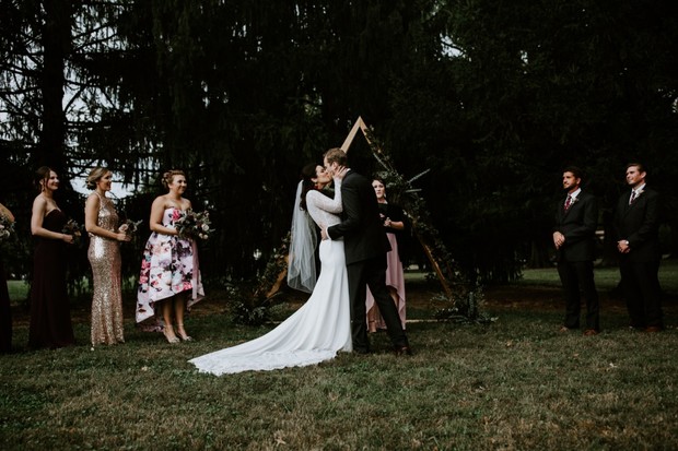 Outdoor wedding ceremony in St. Louis