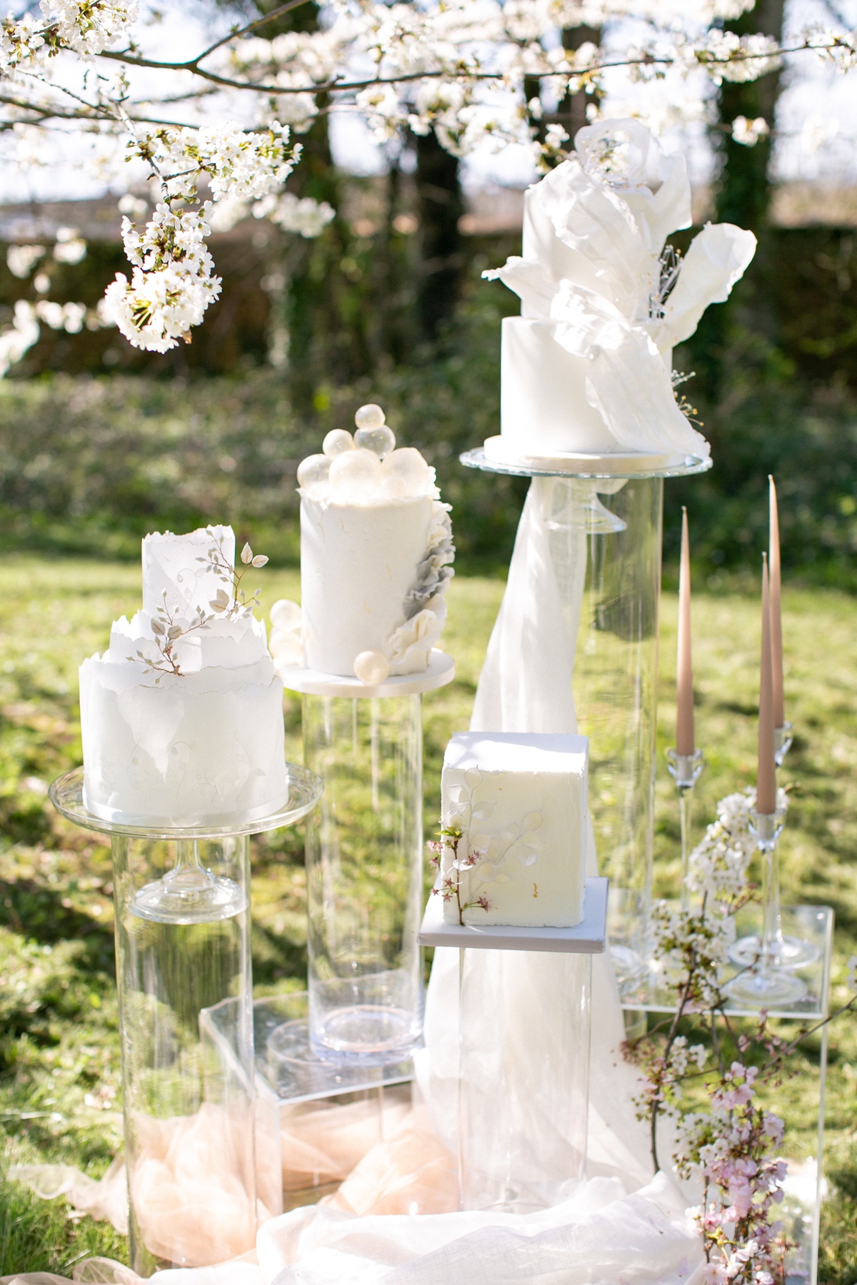 chateau-de-redon-ethereal-spring-wedding