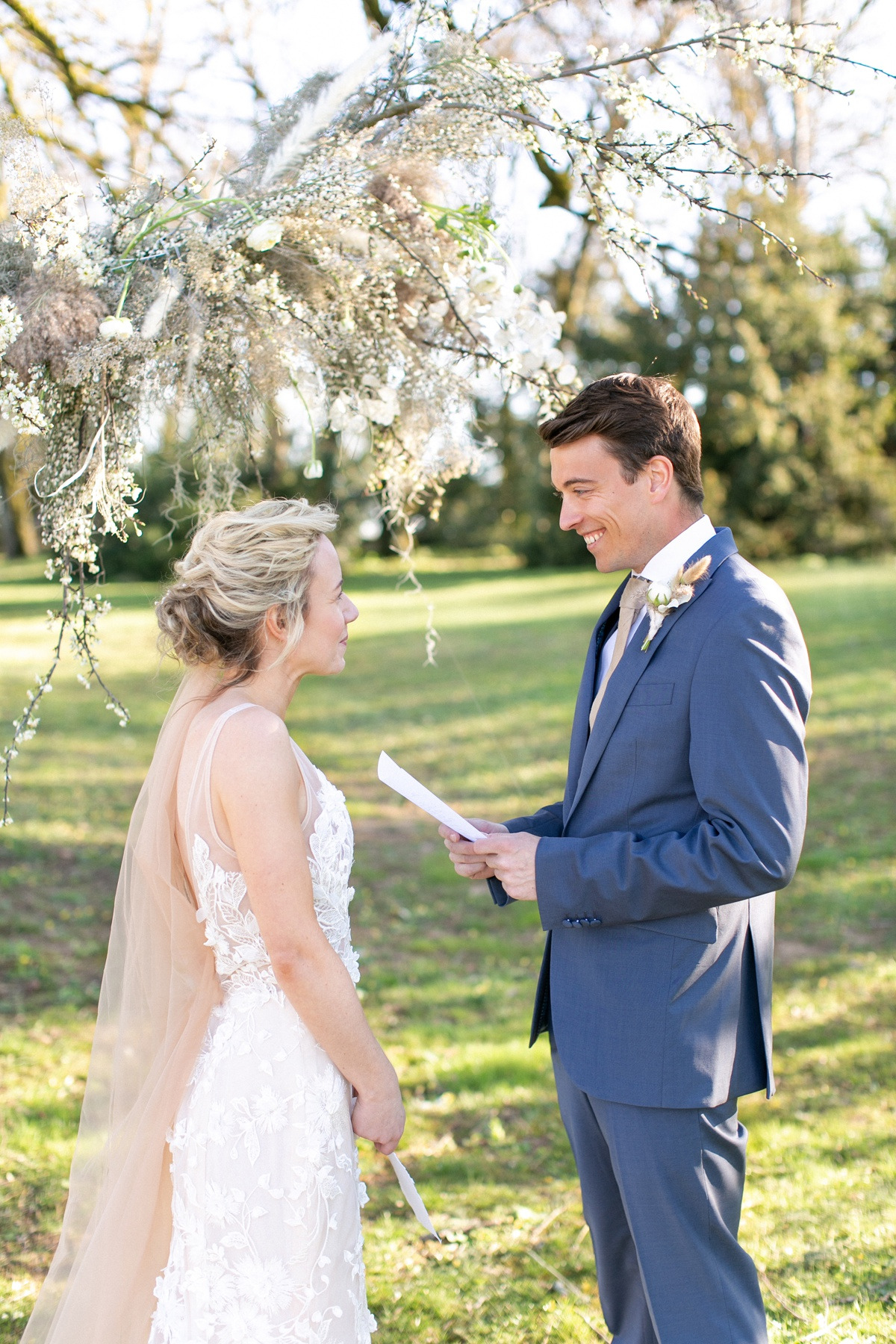 chateau-de-redon-ethereal-spring-wedding